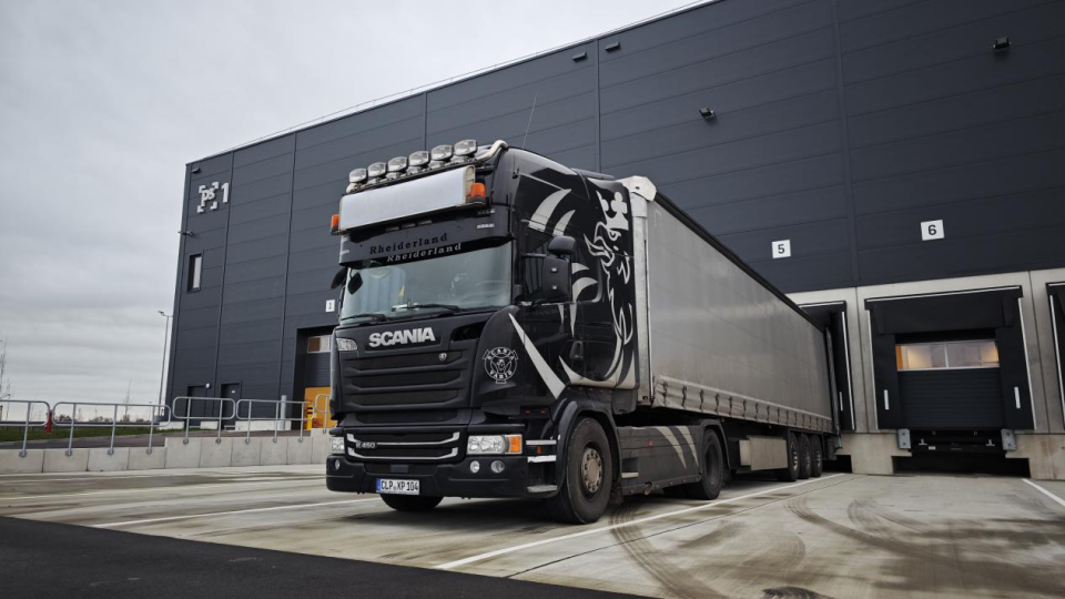 中歐海運新動脈 長三角直航歐洲航線首航啟程，專業化船員培訓護航新通道